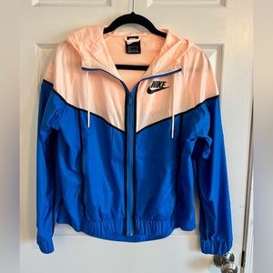 Nike lightweight jacket